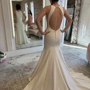 gorgeous wedding dress